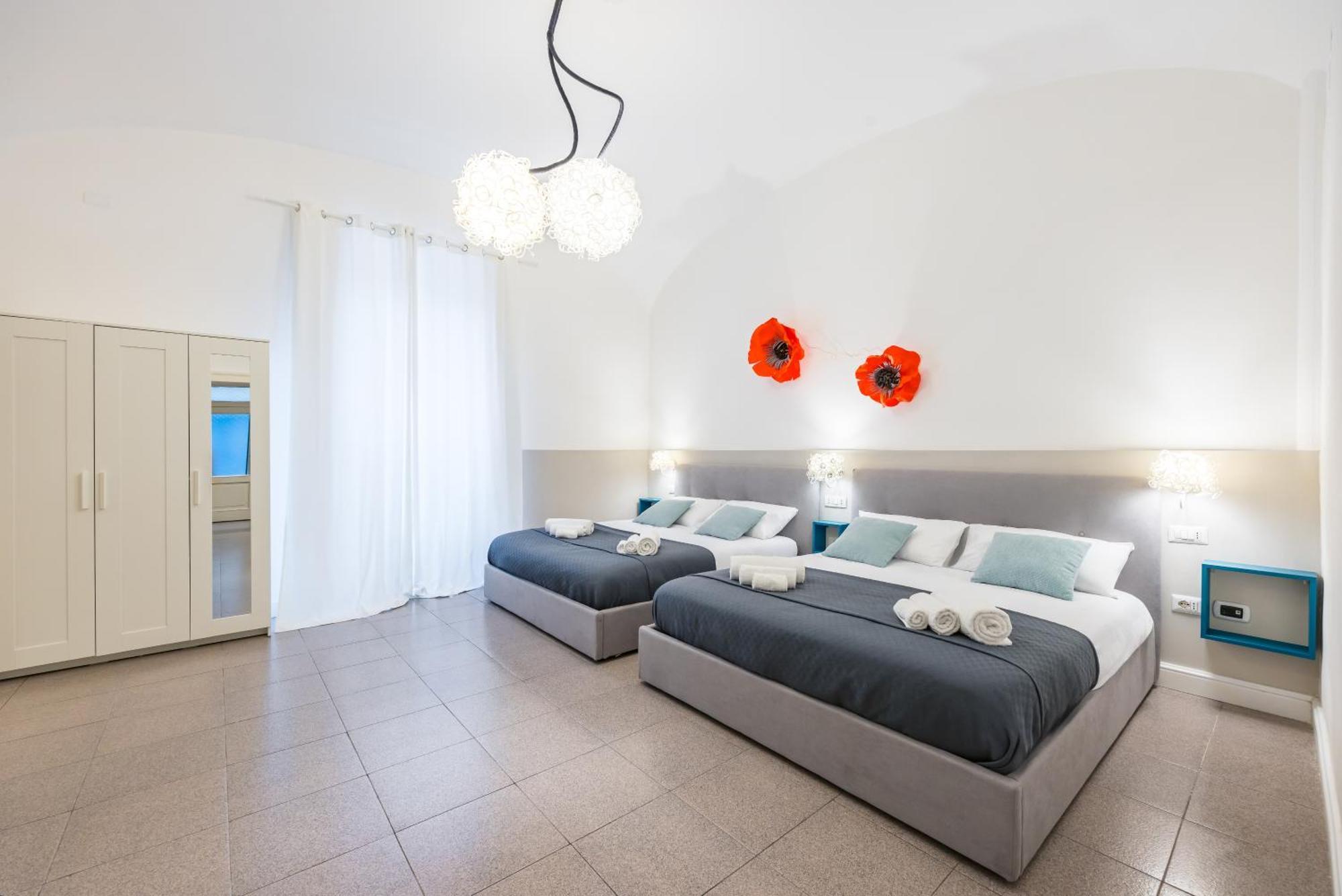 Kea Home, Entire House In The Heart Of Napoli Eksteriør billede